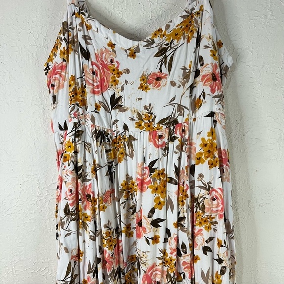 Torrid Mini Challis High Low Skater Dress in Ivory Floral - Picture 3 of 11